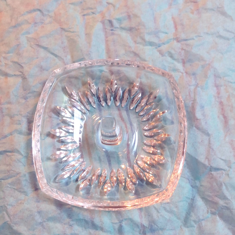 Vera Wang Wedgwood crystal ring holder